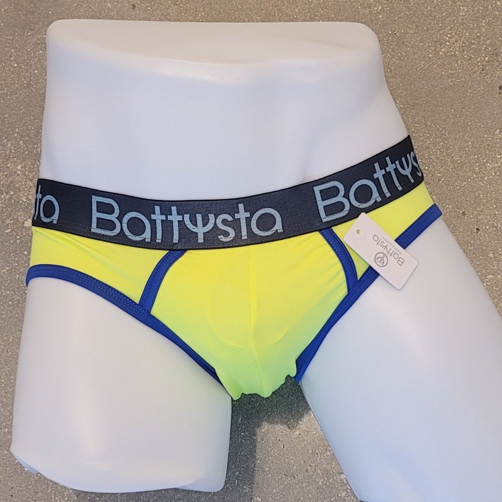 BATTYSTA BRIGHT YELLOW BRIEFS